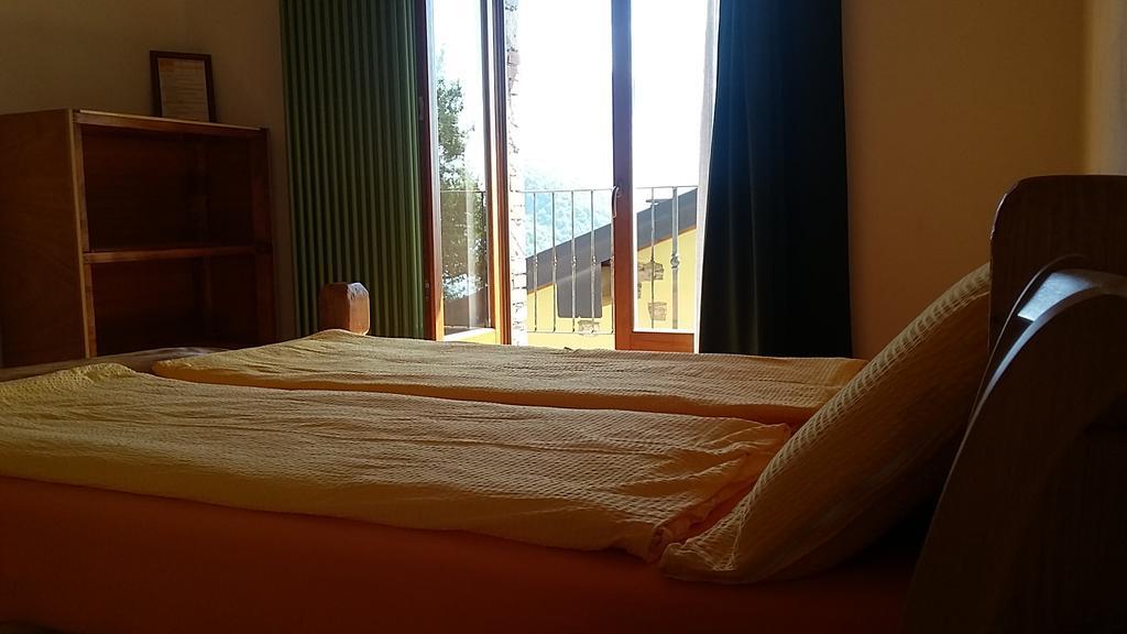Agriturismo Zertin Граведона Екстериор снимка